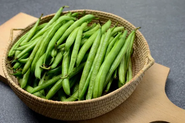 bowl of green beans
