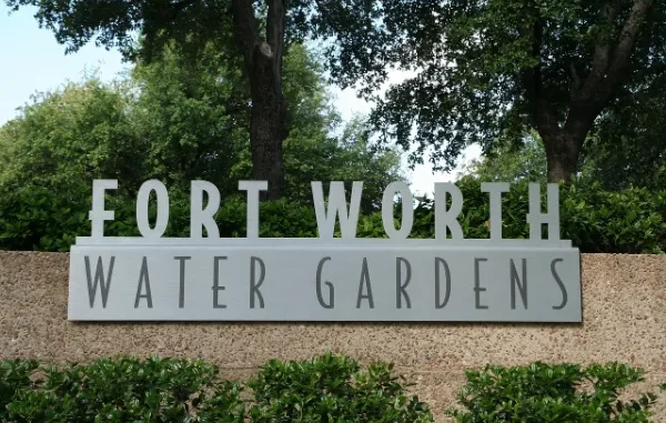 Common Causes of Accidents in Fort Worth Water Gardens