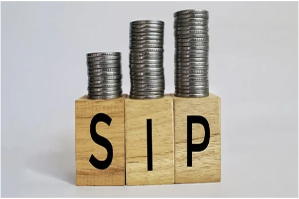 SIP Laddering Strategy: Does It Work? Visualise with SIP Calculators
