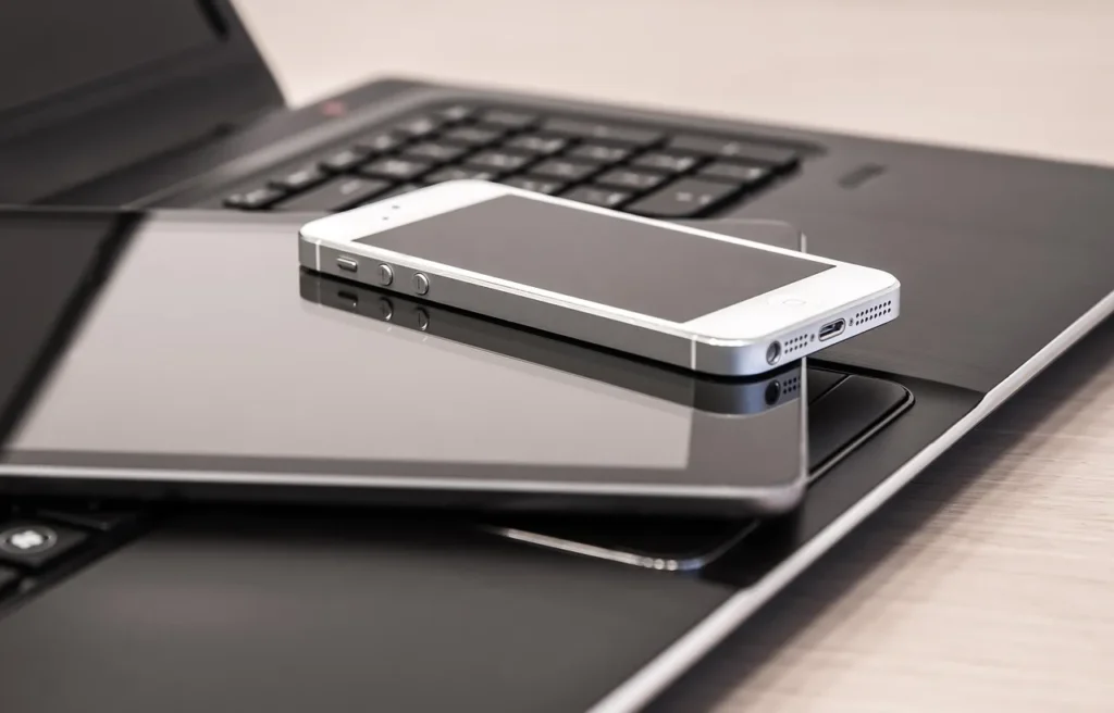 Phone-to-PC Pairing via QR Code for Android & iPhone
