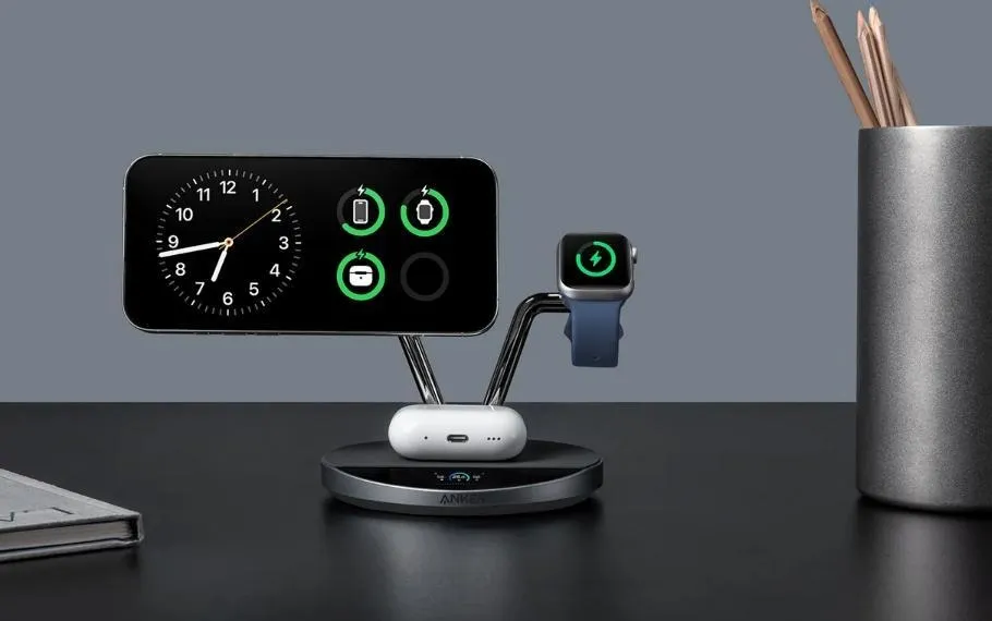 How Do Wireless Charger Stands Fit into Office Setups?